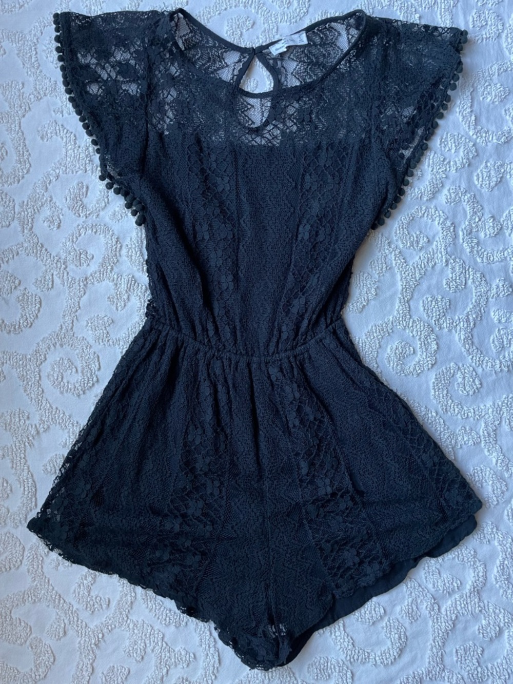 Black Lace Pom Pom rum Romper small - Picture 8 of 8